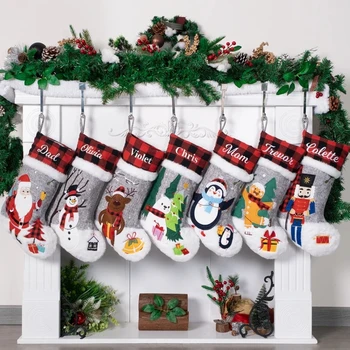Ciorapi de crăciun Personalizate Buffalo Plaid Ornamente de Craciun pentru Casa si Decoratiuni de Vacanță de Stocare cu Broderie Numele